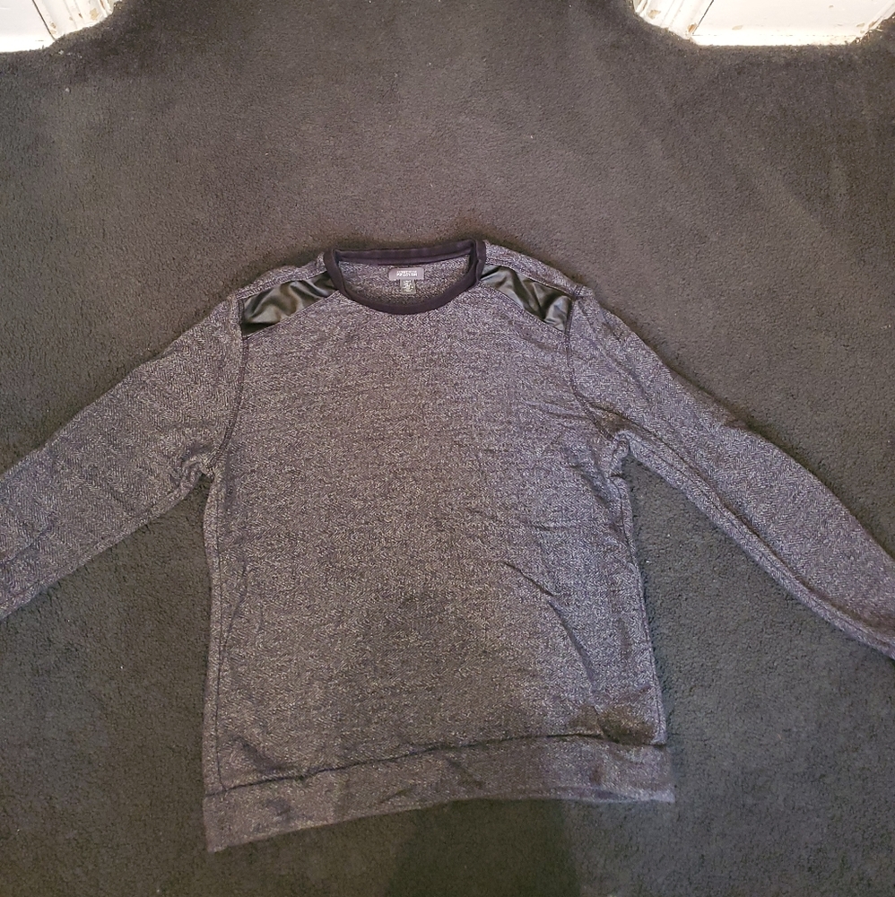 Express Sweater with Leather Shoukder Patches